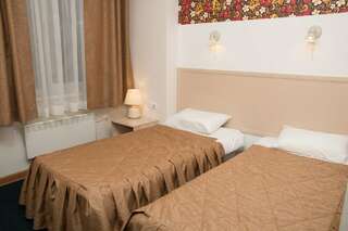 Гостиница Арго Архангельск Бюджетный двухместный номер с 2 отдельными кроватями-1